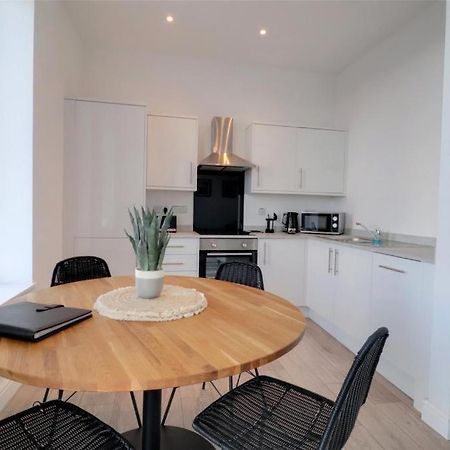 Sound Of The Sea - Ilfracombe Apartment Екстериор снимка